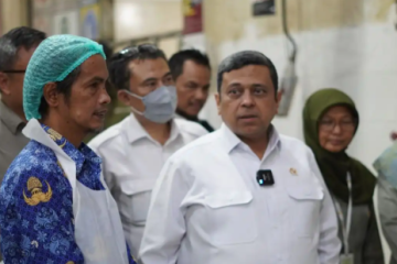 Kepala BPJPH Sertifikat Halal